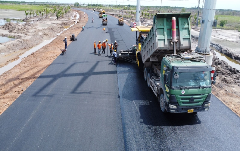 Đột phá, ưu tiên đưa các công trình trọng điểm về đích