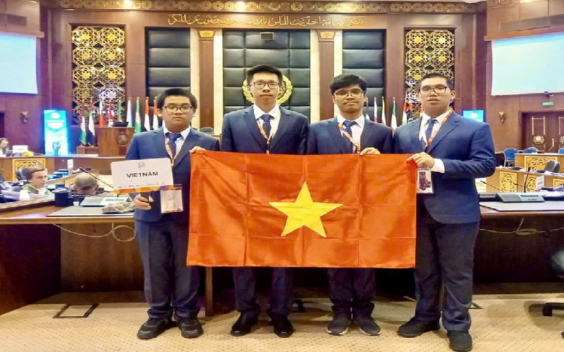 Việt Nam trong nhóm 4 nước đạt kết quả cao nhất tại Olympic Tin học quốc tế 2024