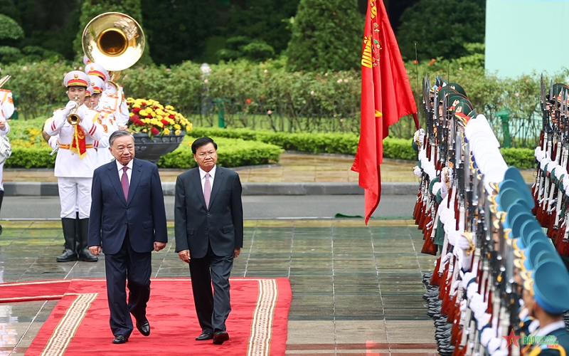 Tổng Bí thư, Chủ tịch nước Tô Lâm chủ trì Lễ đón Tổng Bí thư, Chủ tịch nước Lào thăm cấp Nhà nước đến Việt Nam