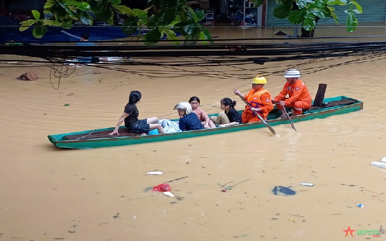 Lưu lượng nước về hồ Thủy điện Thác Bà đang giảm nhanh, cân bằng vào ra