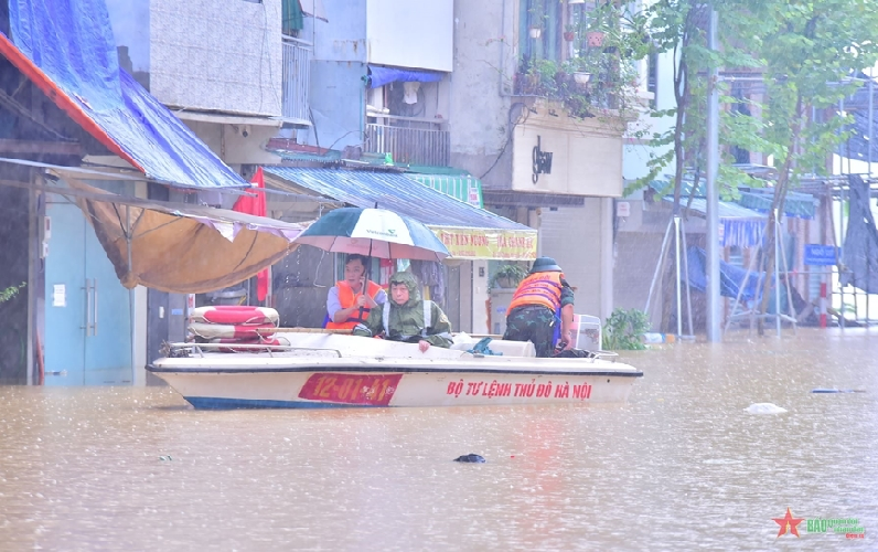 Thời tiết hôm nay (12-9): Miền Bắc tiếp diễn mưa to nhưng lượng mưa sẽ giảm dần