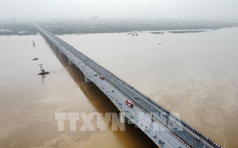 Lũ trên sông ở nhiều nơi đang tiếp tục xuống