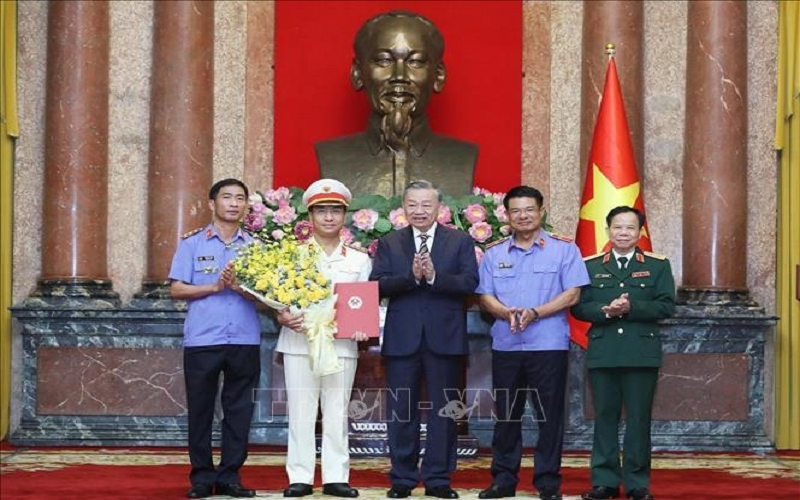 Tổng Bí thư, Chủ tịch nước trao quyết định bổ nhiệm Phó viện trưởng Viện Kiểm sát nhân dân tối cao