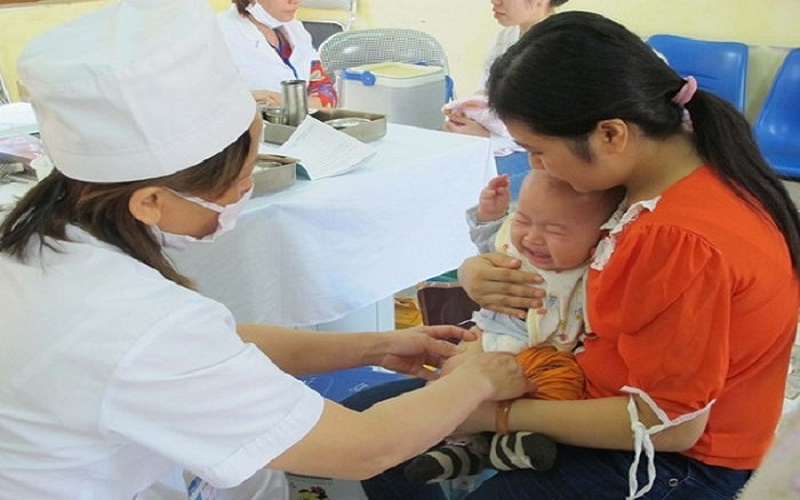 Hà Nội triển khai chiến dịch tiêm vaccine sởi cho trẻ 1-5 tuổi