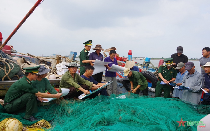 Kiên quyết đấu tranh phòng, chống khai thác hải sản bất hợp pháp IUU