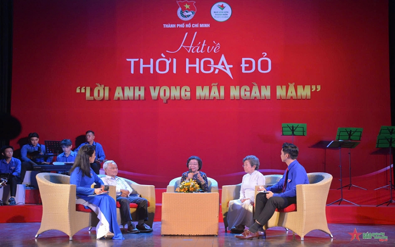 Chương trình “Hát về thời hoa đỏ” năm 2024