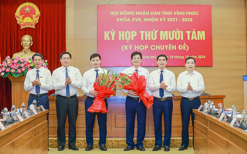 HĐND tỉnh Vĩnh Phúc thông qua nghị quyết miễn học phí và bầu bổ sung 2 phó chủ tịch UBND tỉnh