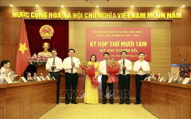 Phê chuẩn 2 Phó chủ tịch UBND tỉnh Vĩnh Phúc