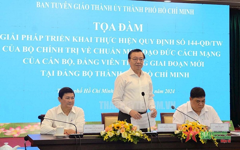 TP Hồ Chí Minh bàn giải pháp thực hiện Quy định 144 về chuẩn mực đạo đức cán bộ