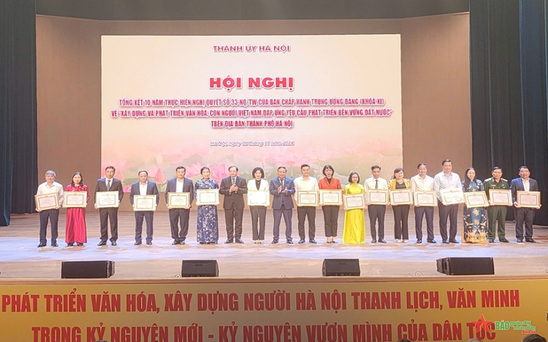 Hà Nội tổng kết việc thực hiện xây dựng và phát triển văn hóa, con người Việt Nam