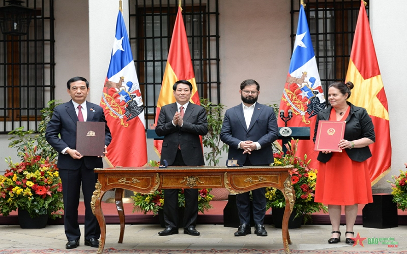 Chủ tịch nước Lương Cường hội đàm, hội kiến với lãnh đạo Chile