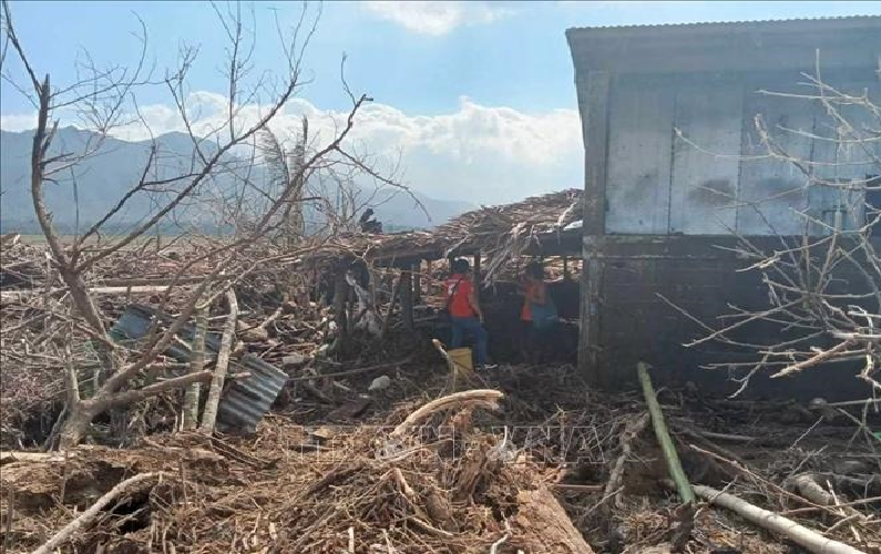 Philippines khẩn trương sơ tán hàng nghìn người dân trước khi bão Man-yi đổ bộ