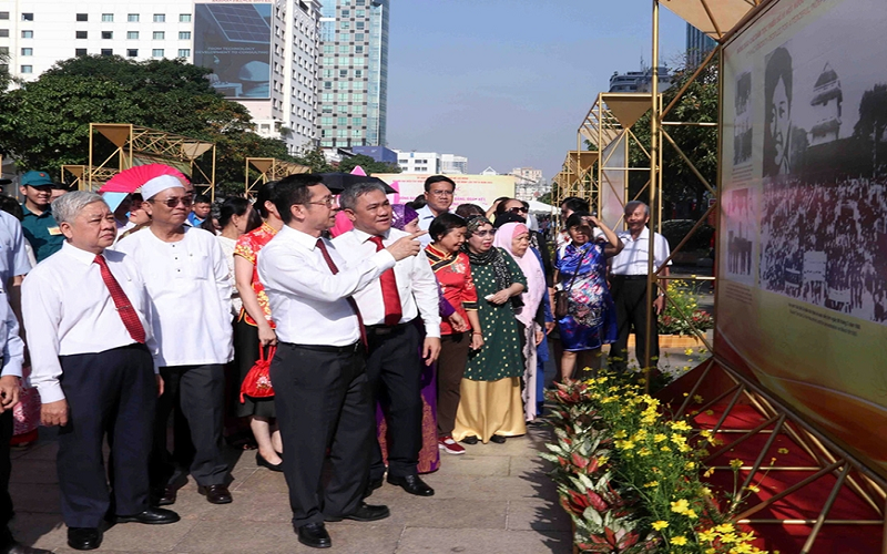 Khai mạc triển lãm ảnh đồng bào dân tộc thiểu số tại TP Hồ Chí Minh