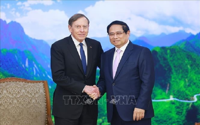 Thủ tướng Phạm Minh Chính tiếp lãnh đạo Quỹ đầu tư Kohlberg Kravis Roberts, Hoa Kỳ