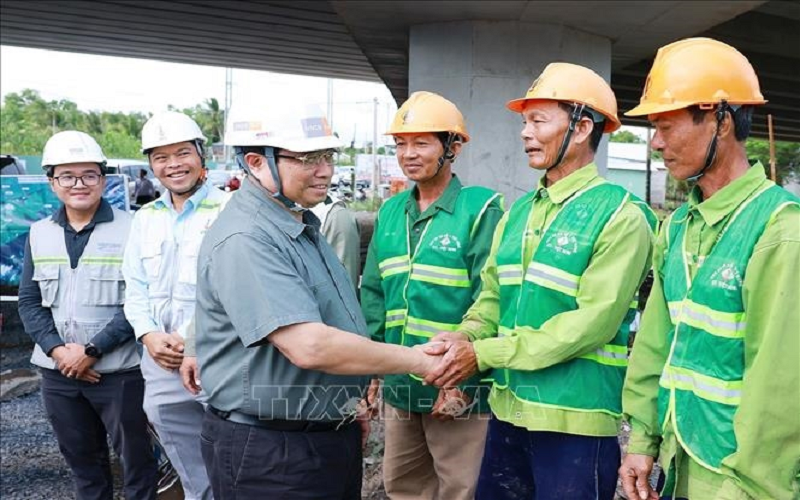 Thủ tướng Phạm Minh Chính kiểm tra, tháo gỡ vướng mắc, thúc đẩy Dự án đường bộ cao tốc Cần Thơ - Cà Mau