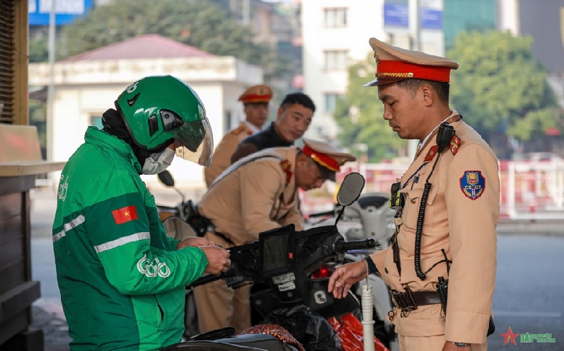 Chưa có cơ chế cụ thể về chi tiền cho người cung cấp thông tin phản ánh vi phạm giao thông