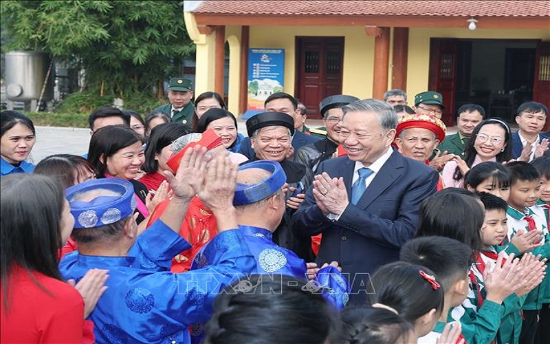 Tổng Bí thư Tô Lâm thăm, chúc Tết Đảng bộ, chính quyền và nhân dân tỉnh Hưng Yên