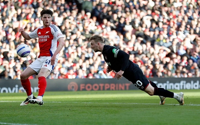 Tin thể thao (23-2): Chelsea và Arsenal thua bạc nhược