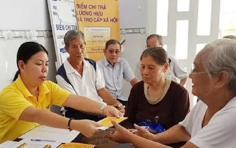 Bộ Nội vụ trả lời kiến nghị điều chỉnh lương hưu cho người nghỉ hưu sớm