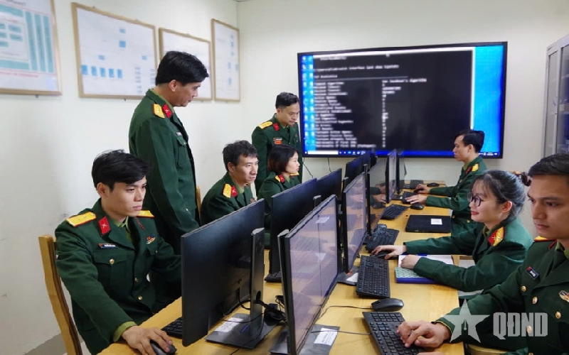 Đề xuất hỗ trợ 5,5 triệu đồng/tháng với quân nhân chuyên trách về chuyển đổi số, an ninh mạng