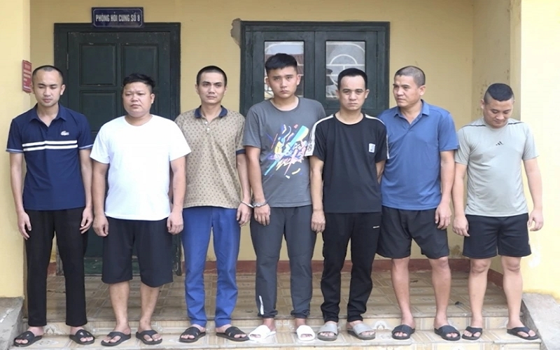 Khởi tố 11 đối tượng trong đường dây đánh bạc quy mô 300 tỷ đồng
