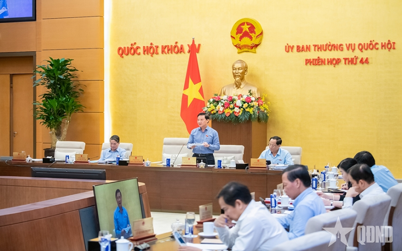 Tạo điều kiện thuận lợi cho việc nhập, trở lại quốc tịch Việt Nam