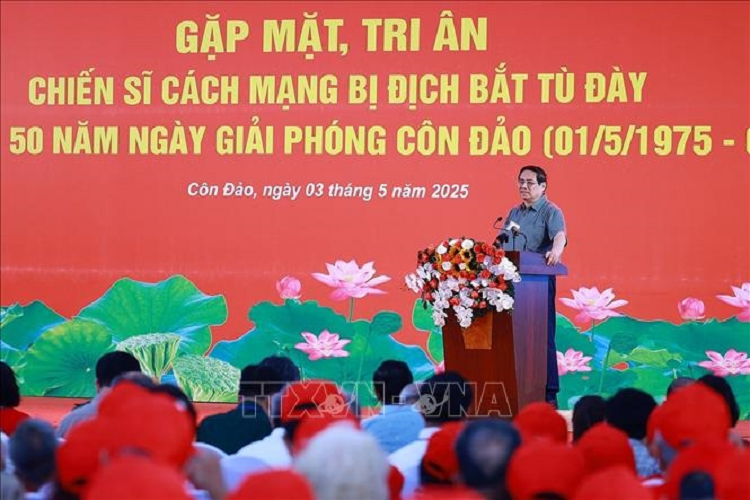 Thủ tướng Phạm Minh Chính gặp mặt, tri ân chiến sĩ cách mạng bị địch bắt tù đày tại Côn Đảo