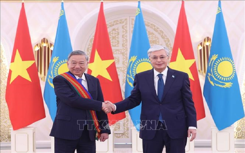Tổng Bí thư Tô Lâm nhận Huân chương Hữu nghị Dostyk hạng Nhất