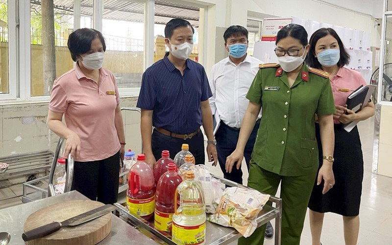 Hà Nội: Thành lập Đoàn liên ngành kiểm tra các cơ sở sản xuất, buôn bán, kinh doanh thực phẩm chức năng, sữa, sản phẩm dinh dưỡng