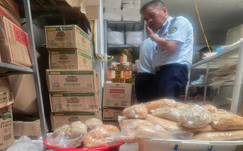 Phát hiện 100kg ruốc gà không rõ nguồn gốc tại một cửa hàng ở Ninh Bình