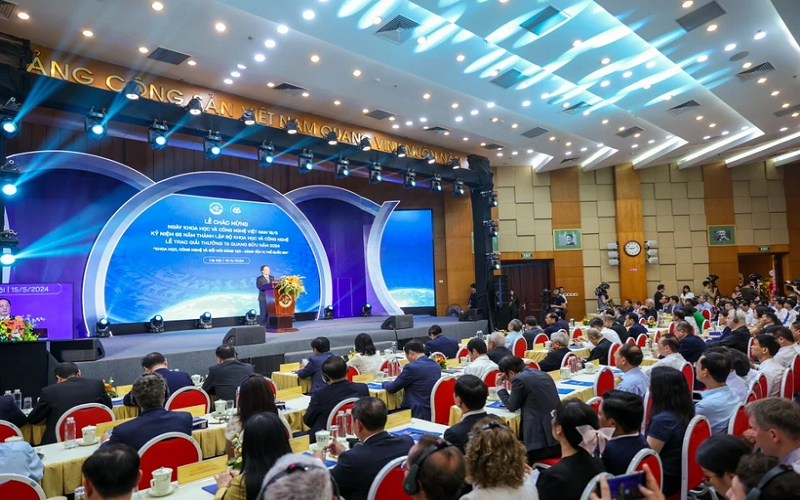 Nhiều hoạt động chào mừng Ngày Khoa học và Công nghệ Việt Nam 18-5