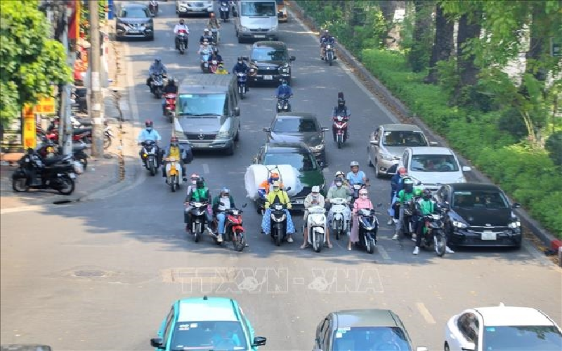 Từ ngày 19 đến 22-5, Trung Bộ nắng nóng cục bộ, Bắc Bộ mưa lớn