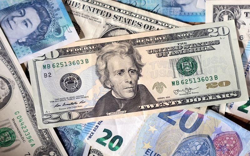 Tỷ giá USD hôm nay (19-5): Đồng USD neo ở mốc quan trọng