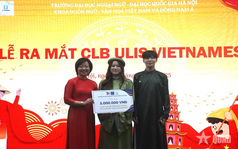 Dạy tiếng Việt như một ngoại ngữ tại Việt Nam