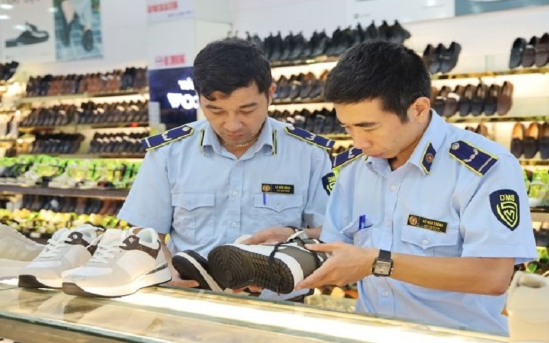 Kiểm tra Cửa hàng kinh doanh thời trang giả thương hiệu nổi tiếng tại TP.Thanh Hóa