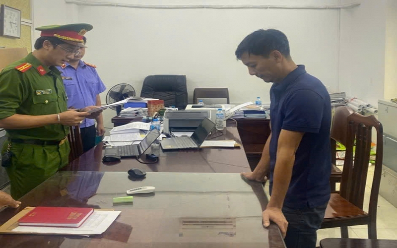 Triệt xóa cơ sở sản xuất hàng nghìn tấn phân bón giả