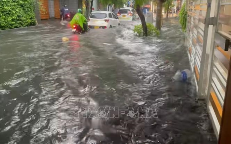 Thời tiết hôm nay (5-6): Mưa lớn tại nhiều khu vực