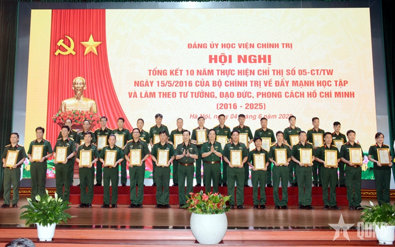 Học viện Chính trị đẩy mạnh học tập, làm theo tư tưởng, đạo đức, phong cách Hồ Chí Minh