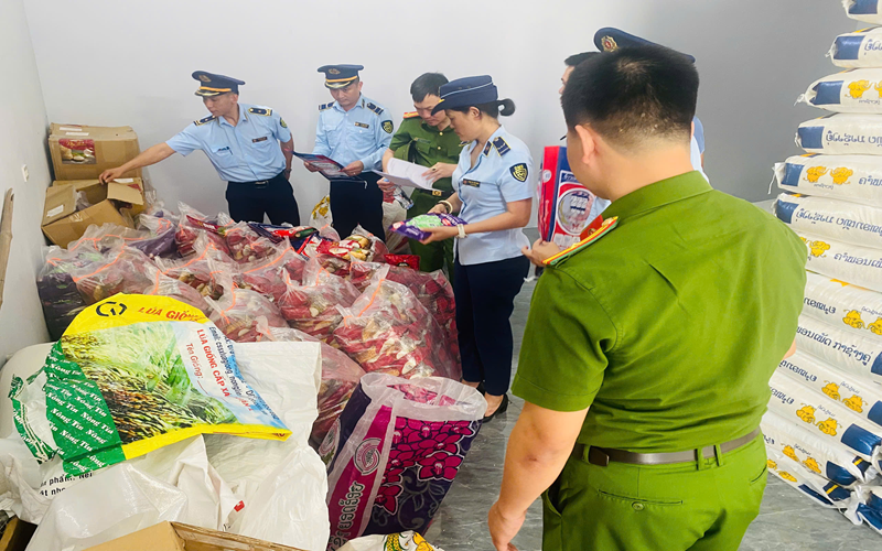 Nghệ An: Phát hiện 01 hộ kinh doanh thực hiện hành vi giả tem, nhãn, bao bì hàng hóa
