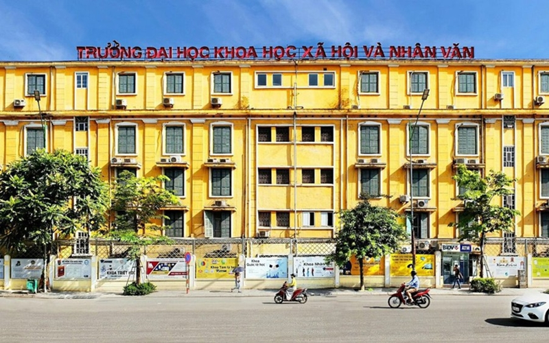 Nhiều cơ sở đại học đồng loạt giảm, bỏ xét tuyển tổ hợp C00