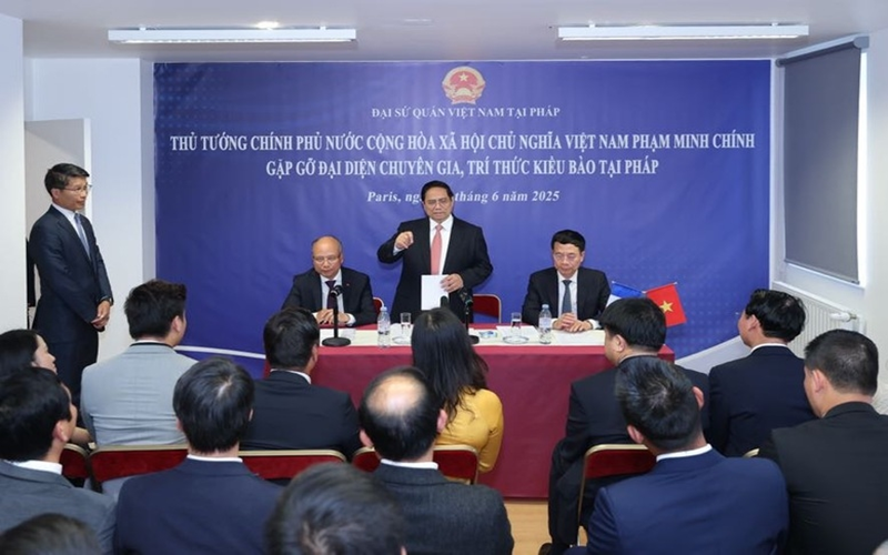 Thủ tướng Phạm Minh Chính đặt hàng chuyên gia, trí thức kiều bào thực hiện nhiệm vụ khoa học, công nghệ