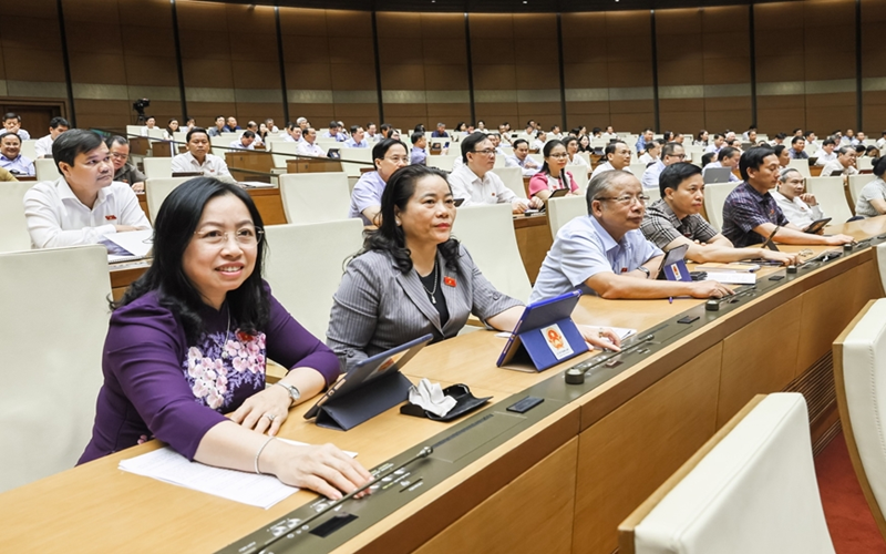 Quốc hội thông qua Nghị quyết về việc sắp xếp đơn vị hành chính cấp tỉnh