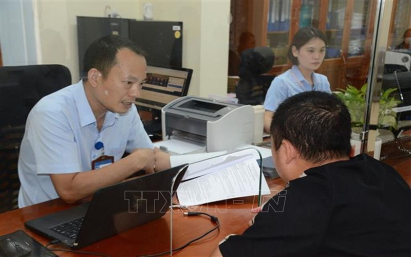 Thủ tướng chỉ đạo thực hiện thủ tục hành chính thông suốt, không gián đoạn khi triển khai chính quyền địa phương 2 cấp