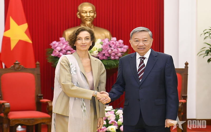 Tổng Bí thư Tô Lâm tiếp Tổng giám đốc Tổ chức Giáo dục, Khoa học và Văn hóa của Liên hợp quốc