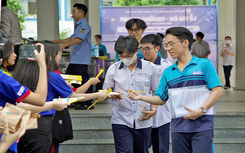 TP Hồ Chí Minh: Một quyết định nhân văn và kịp thời trong kỳ thi tốt nghiệp THPT năm 2025