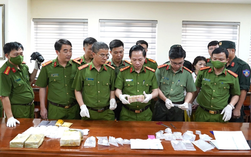 Thanh Hóa: Bắt 3 đối tượng cầm đầu, thu hơn 5kg ma túy và súng quân dụng
