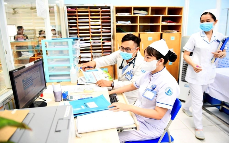 Đẩy mạnh việc triển khai hồ sơ bệnh án điện tử