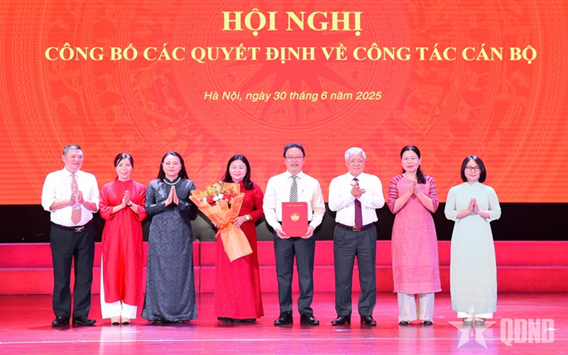 Ủy ban Trung ương Mặt trận Tổ quốc Việt Nam công bố quyết định sắp xếp tổ chức bộ máy, cán bộ theo mô hình mới