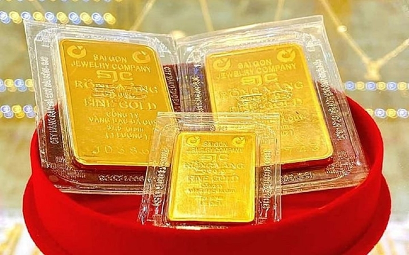 Giá vàng hôm nay (chiều 1-7): Vượt mốc 120 triệu đồng/lượng