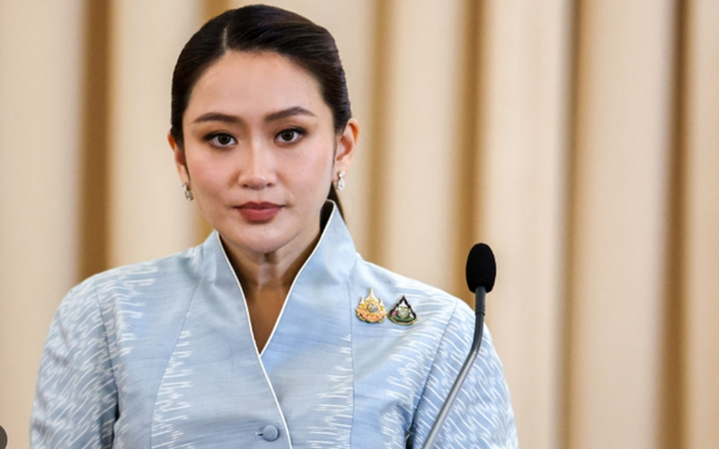 Thủ tướng Thái Lan bị đình chỉ nhiệm vụ